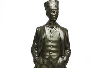 Atatürk Heykeli Büyük - Thumbnail