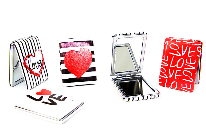 Cep Aynası Dikdörtgen Love  Cep Aynası Dikdörtgen Love
