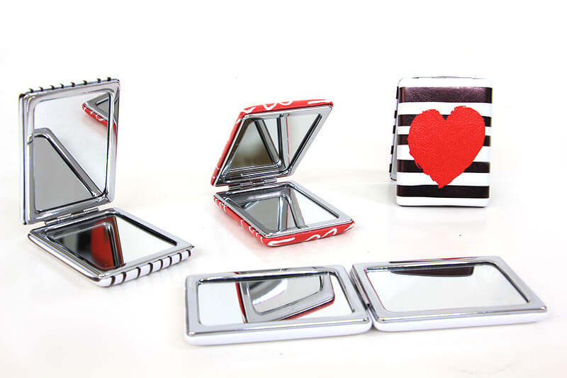 Cep Aynası Dikdörtgen Love  Cep Aynası Dikdörtgen Love