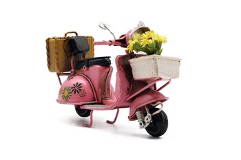  - Dekoratif Metal Scooter Önü Sepetli