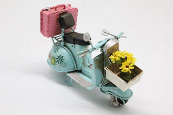 Dekoratif Metal Scooter Önü Sepetli - Thumbnail