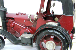 Vintage Kırmızı Traktör Modeli - 5