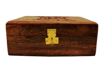  - El Oyma Çiçek Desenli Ahşap Takı ve Nostaljik Kutu