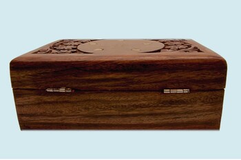 El Oyma Yaprak Motifli Ahşap Takı Kutusu - Thumbnail